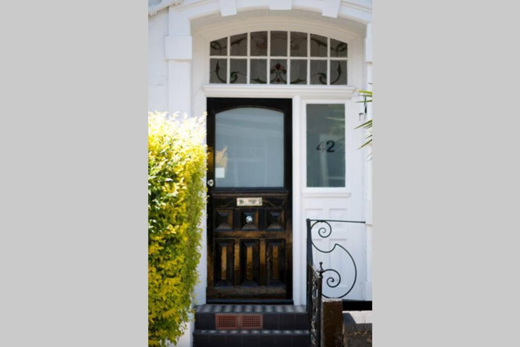 Luxury Apartment In Belsize Park London Exterior photo